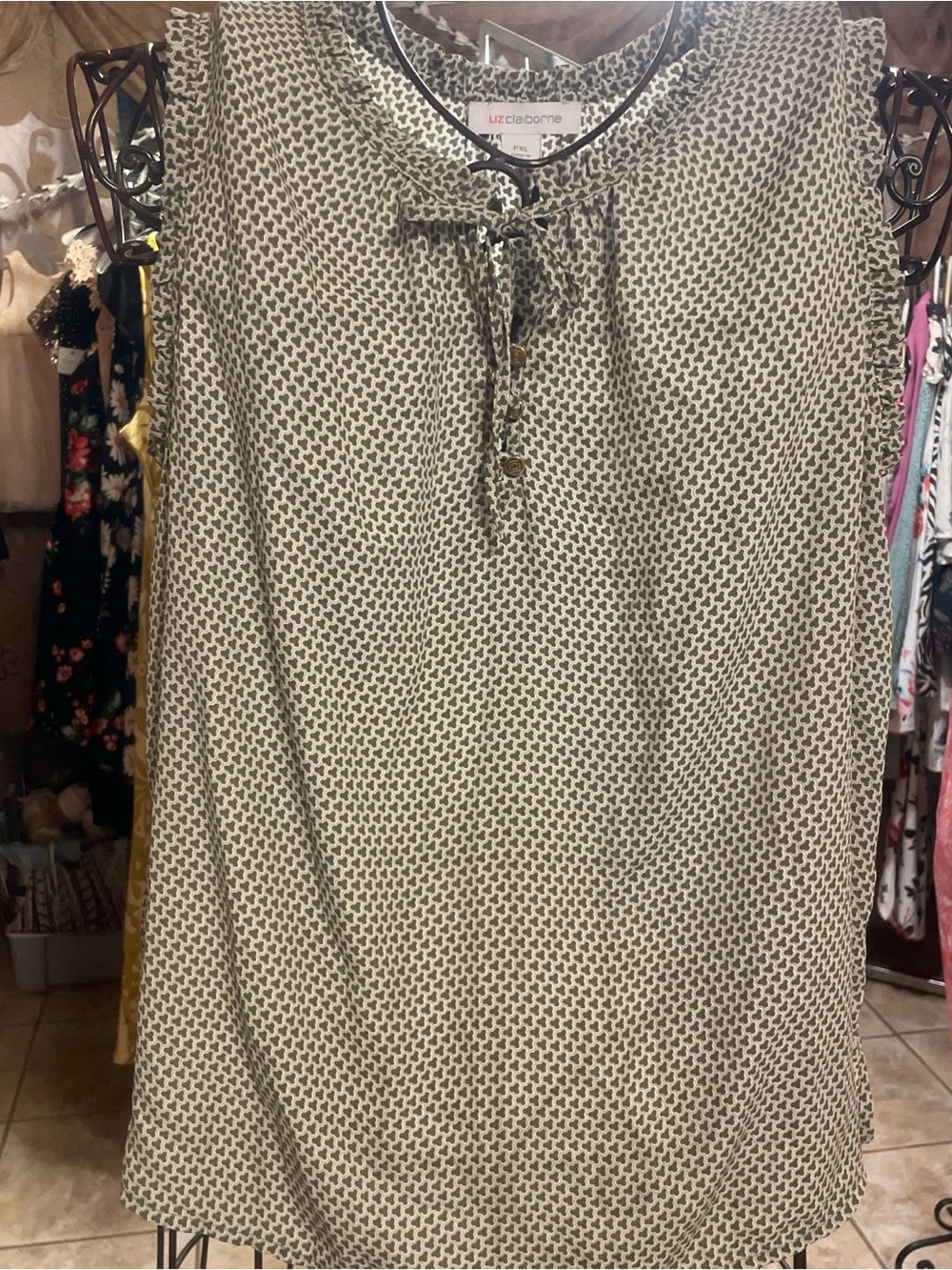 Liz Claiborne Cream and Black Printed A-Line Skirt